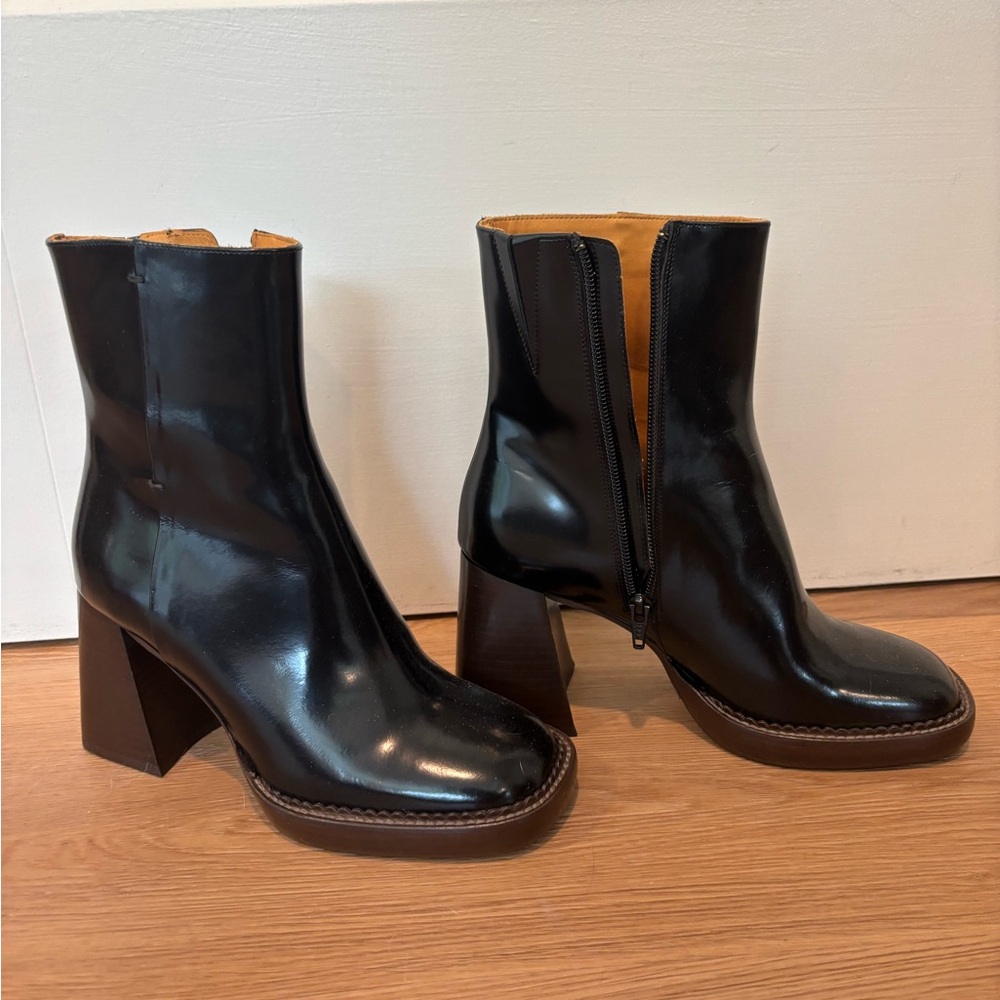 Sezane Black Heeled Patent Leather Boots